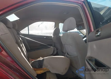 2005 Toyota Camry Le from USA, damaged, VIN 4T1BE32K55U404241